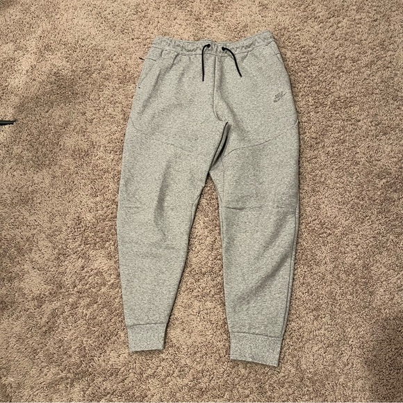 NWT Nike Revival Tech Fleece Jogger - Picture 7 of 16